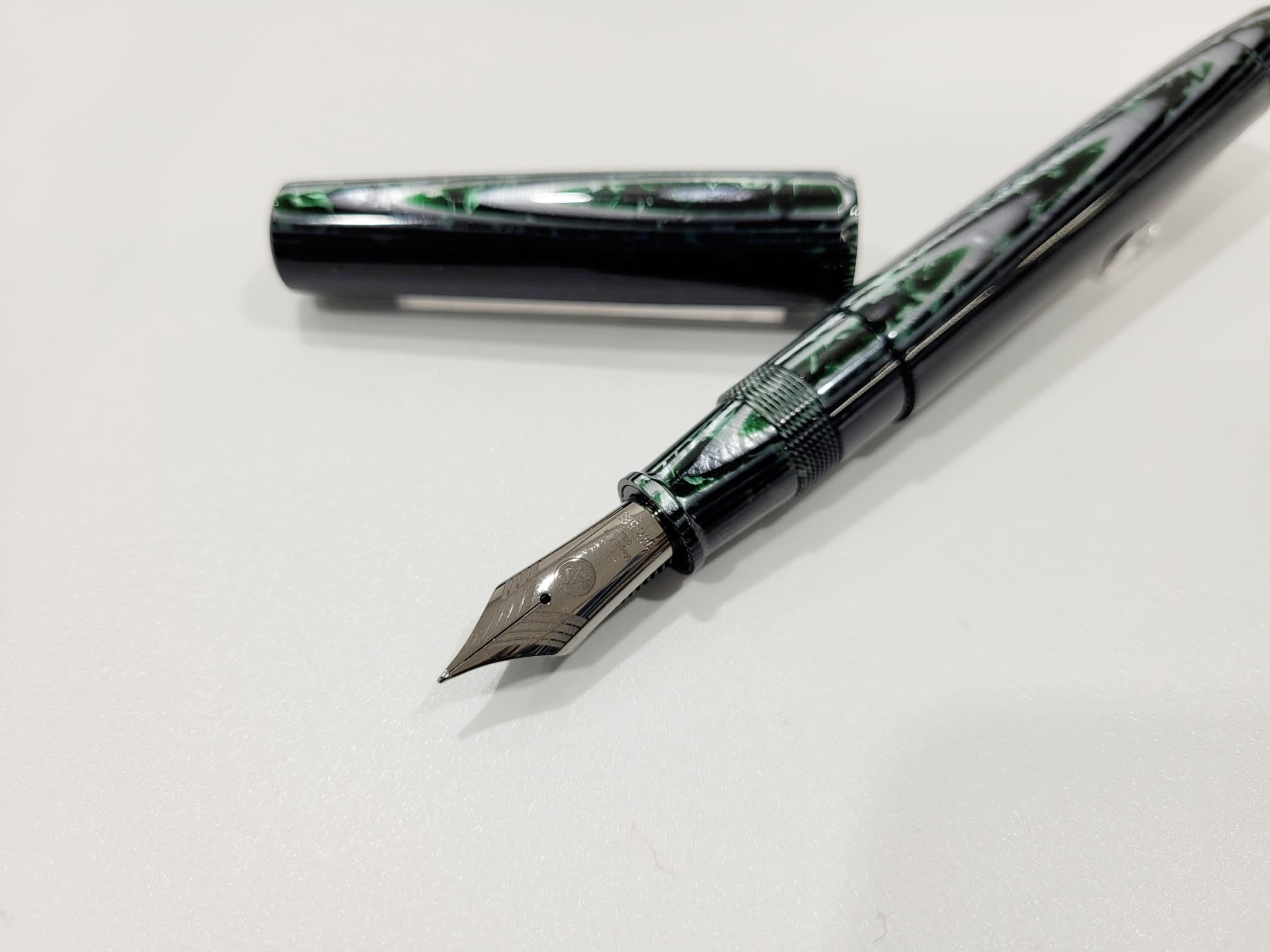 ASC Bologna Extra Minimalist Arco Verde Celluloid Limited Edition 50 Pens