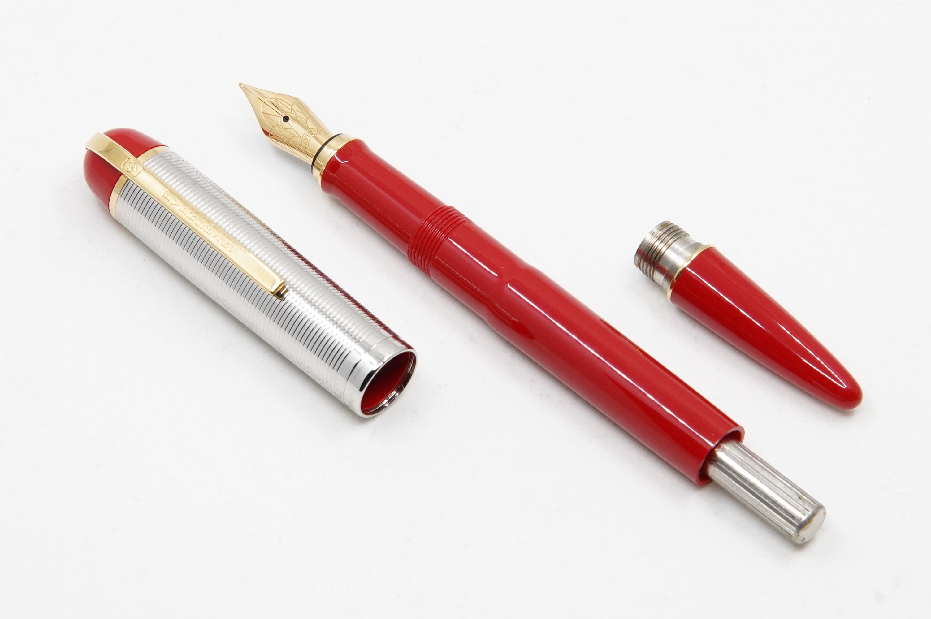Wahl Eversharp Skyline FP Speed Red - The iconic SKYLINE created by Henry Dreyfus in 1939
