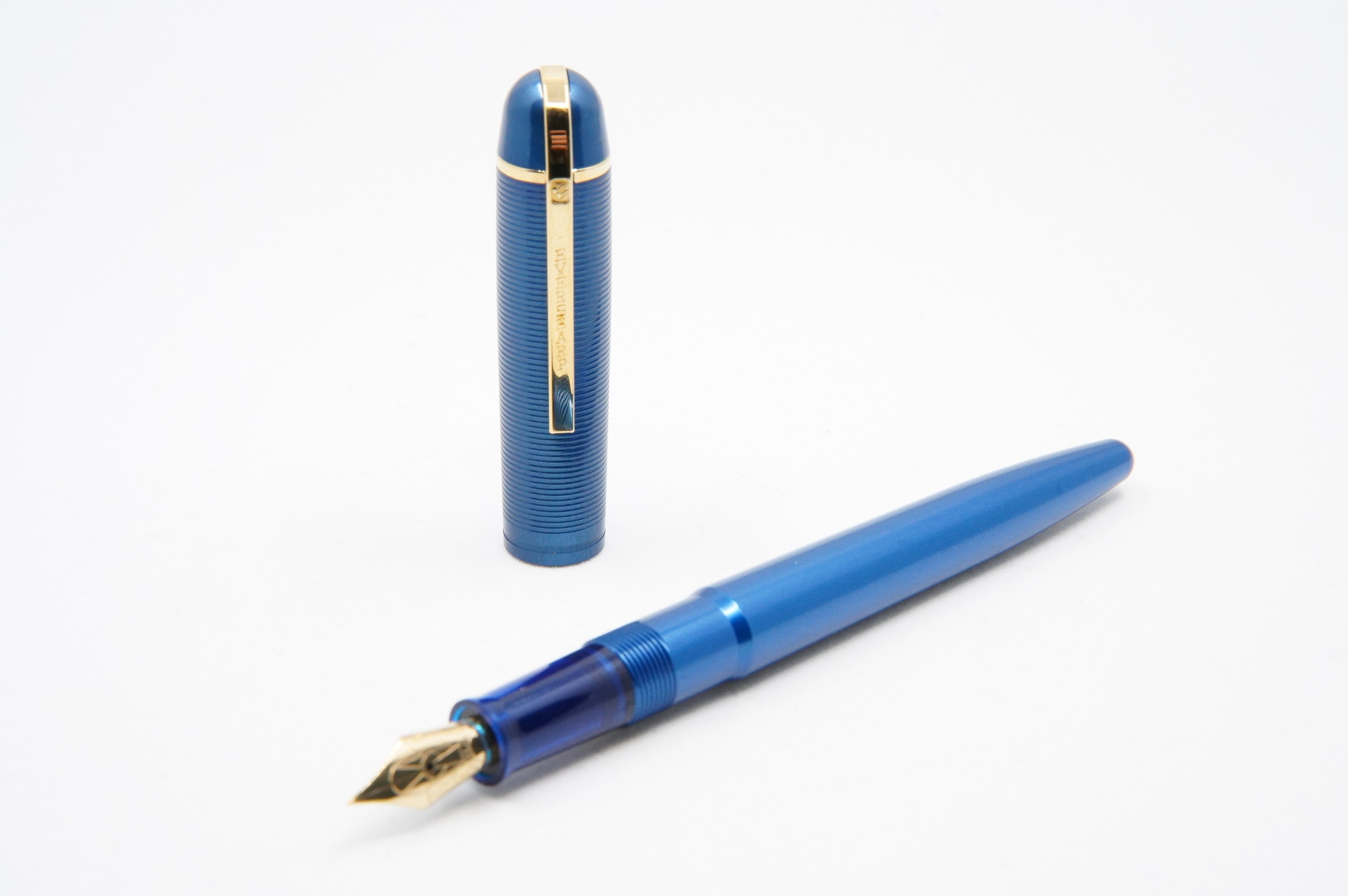 Wahl Eversharp Skyline FP Aluminum Blue - The iconic SKYLINE created by Henry Dreyfus in 1939