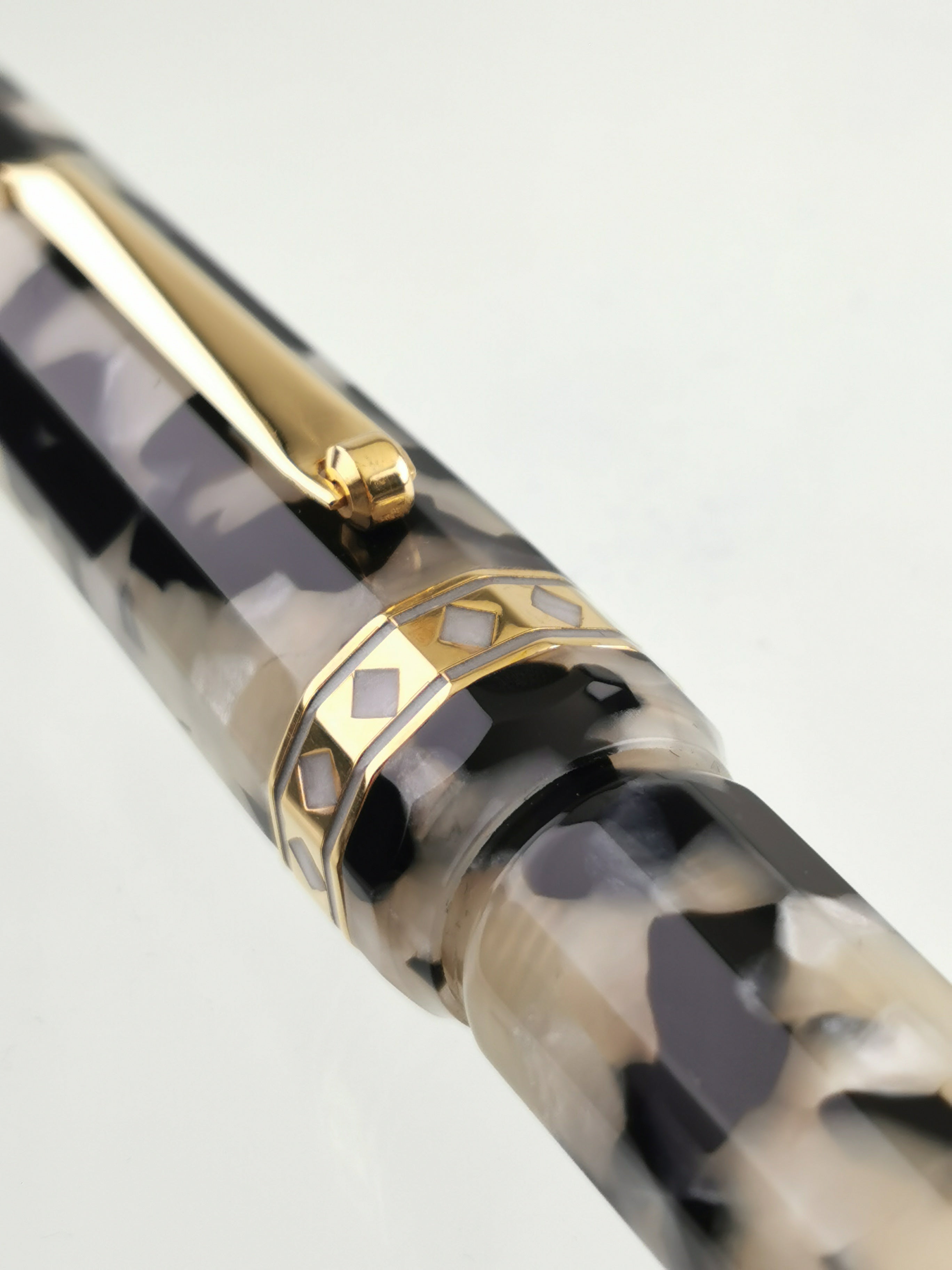 NEW! Wahl Eversharp Doric Oversize Black and Pearl
