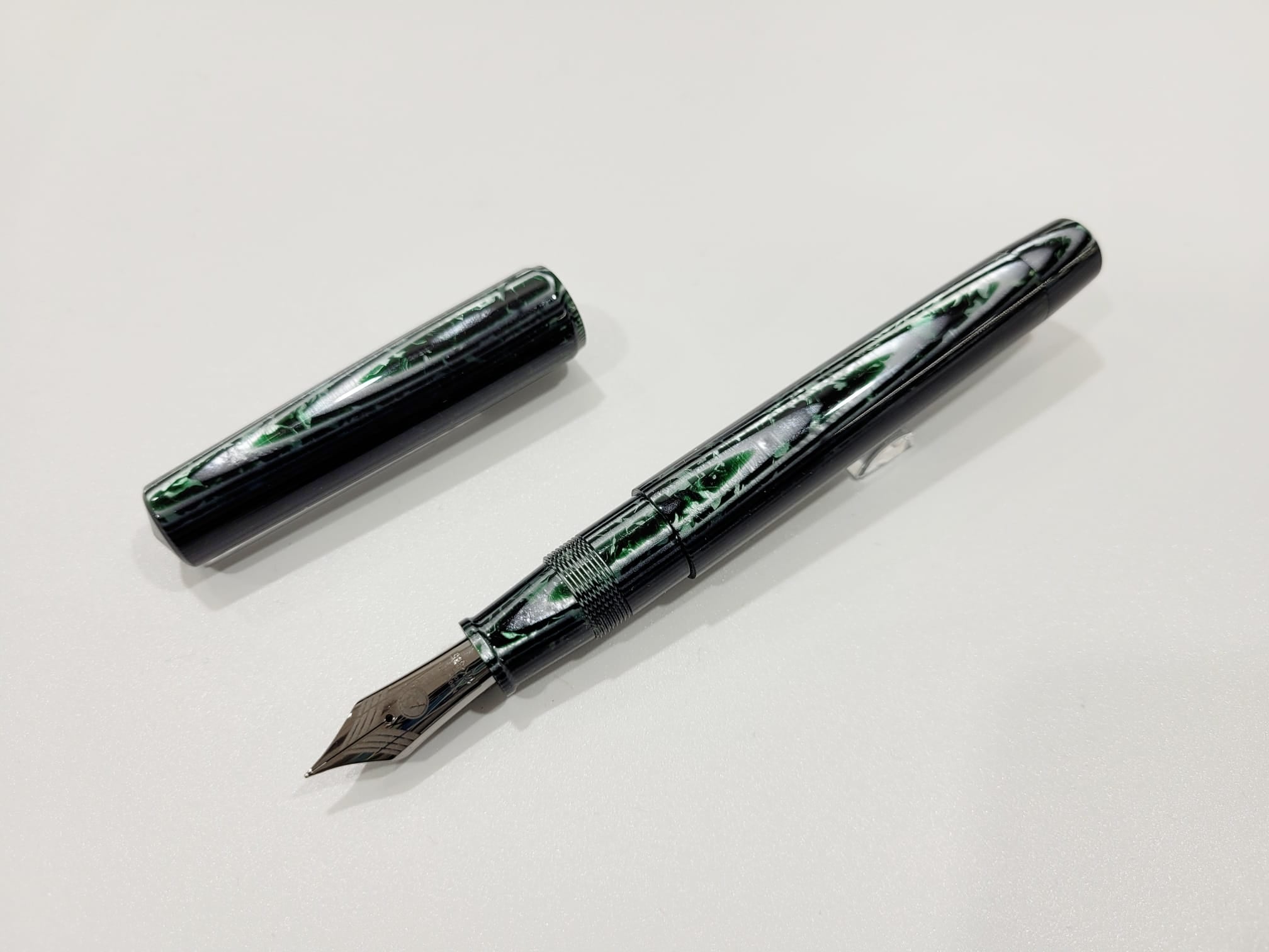 ASC Bologna Extra Minimalist Arco Verde Celluloid Limited Edition 50 Pens
