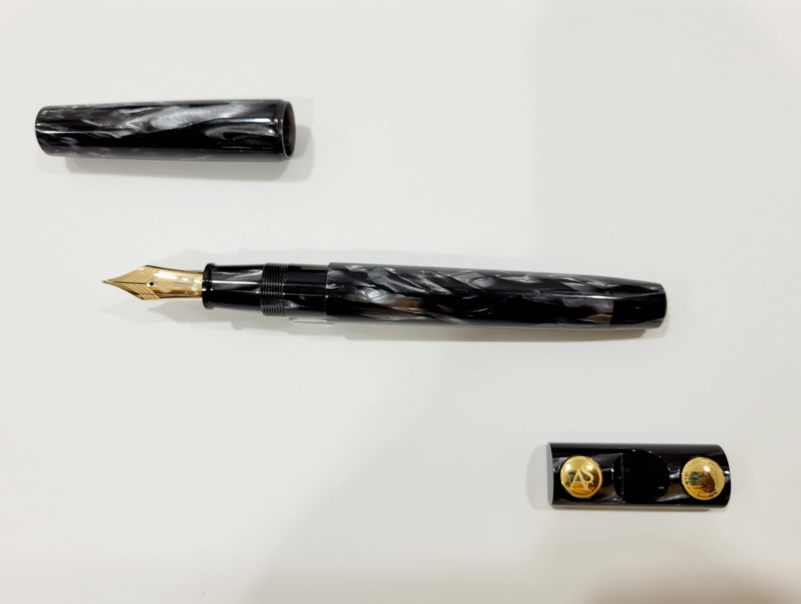 ASC Bologna Extra Minimalist Grigio Perla Celluloid Limited Edition 50 Pens